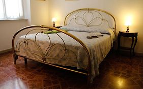 Guest House - Rooms Rent Cisanello